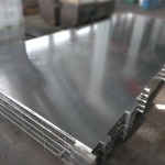 Pelat yang Dipanaskan (2)